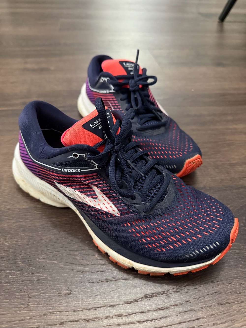 Brooks Launch 5 Sneakers